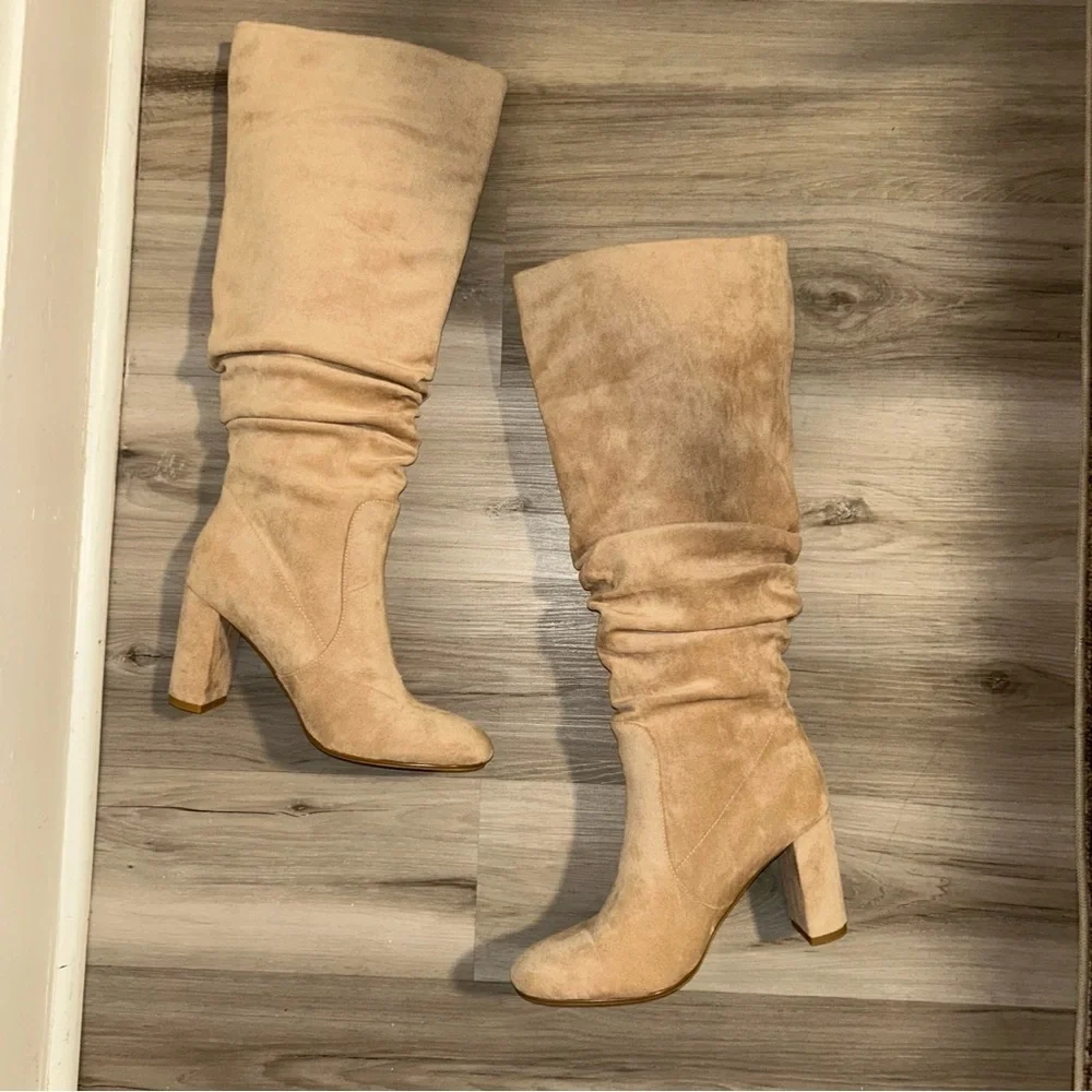 Elegant VTG SUEDE Tan Knee-High Women's Boots